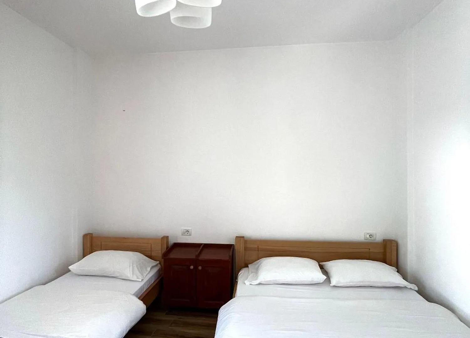 Bed & Breakfast Lazer Cardaku Guest House Valbone